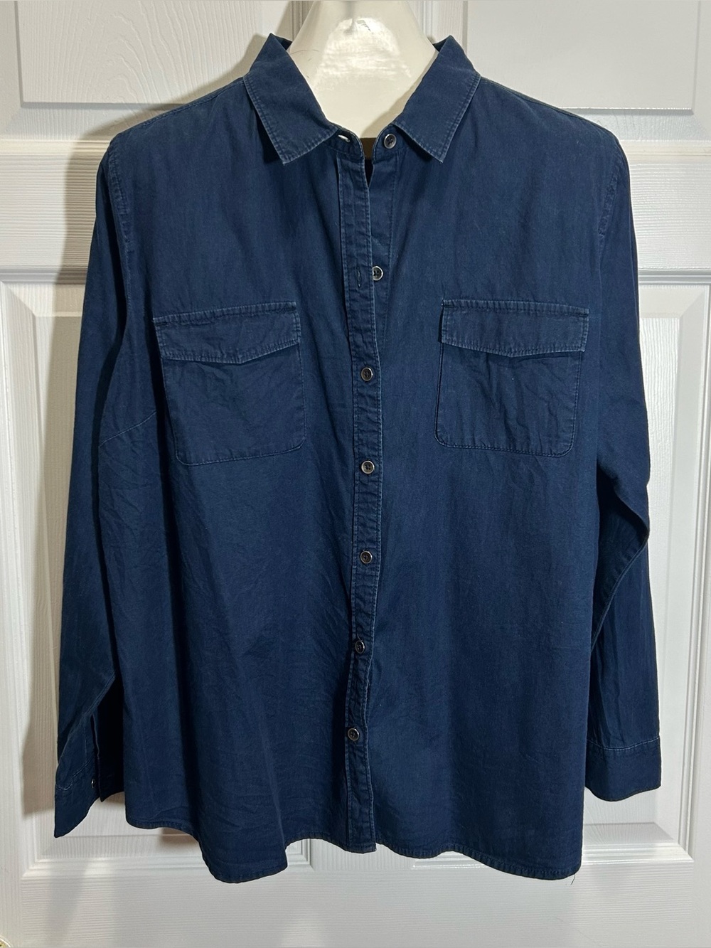 Old Navy Button-Down Shirt - Medium Blue Chambray